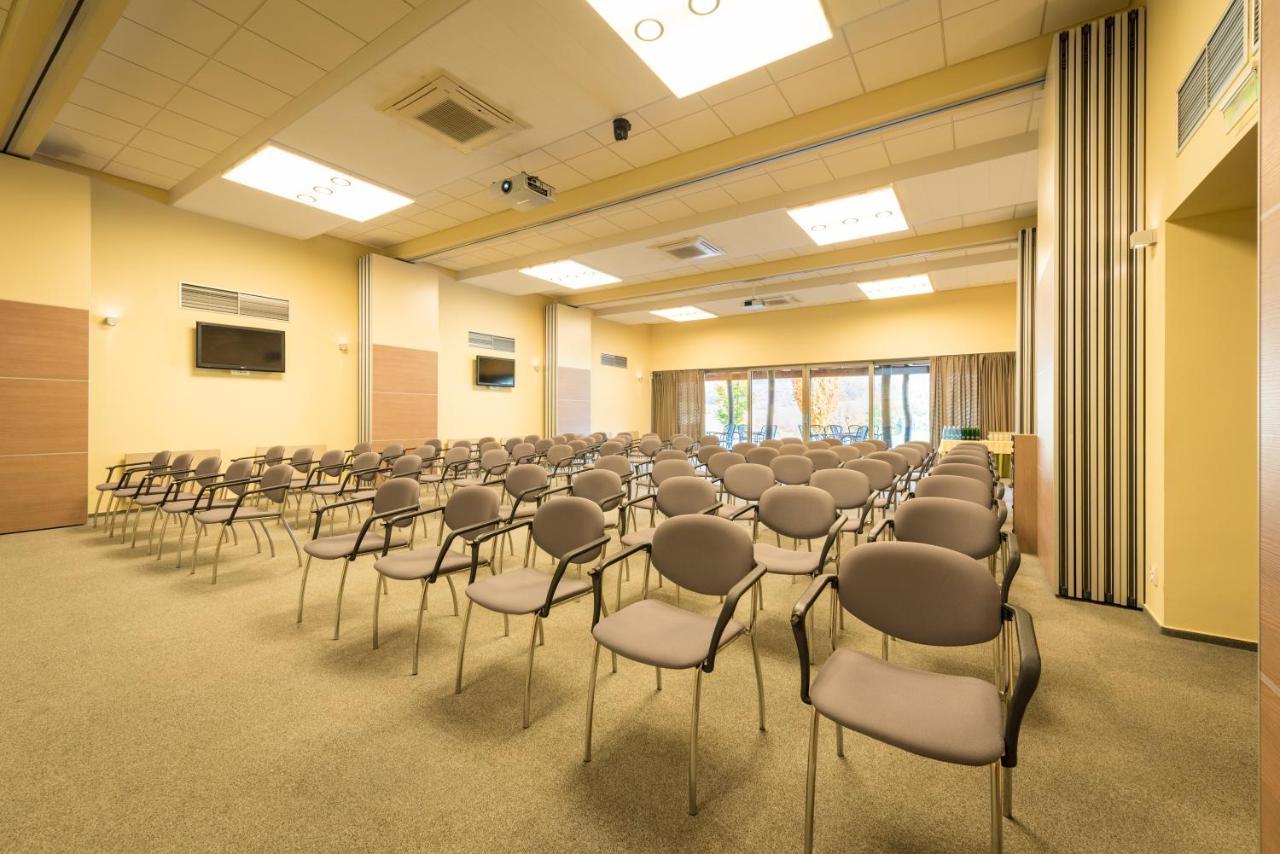Hotel Kaskada Kuřim Εξωτερικό φωτογραφία